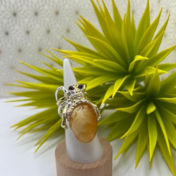 Baltic Amber and sliver Spider Ring - Picture 3 of 4